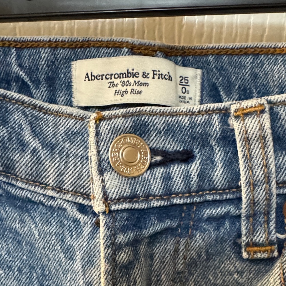 Abercrombie & Fitch Light Blue High Rise Jeans - Picture 2 of 9